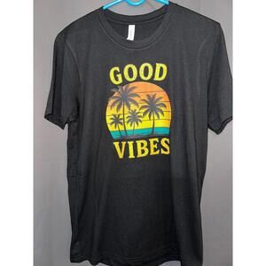 Men’s Medium “GOOD VIBES” graphic tee